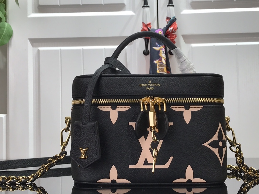 LV VANITY PM M45599