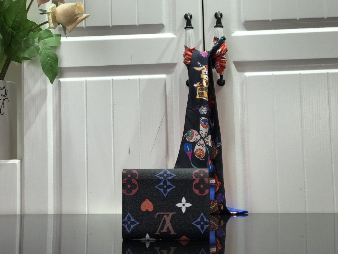 LV VICTORINE wallet M41938PK