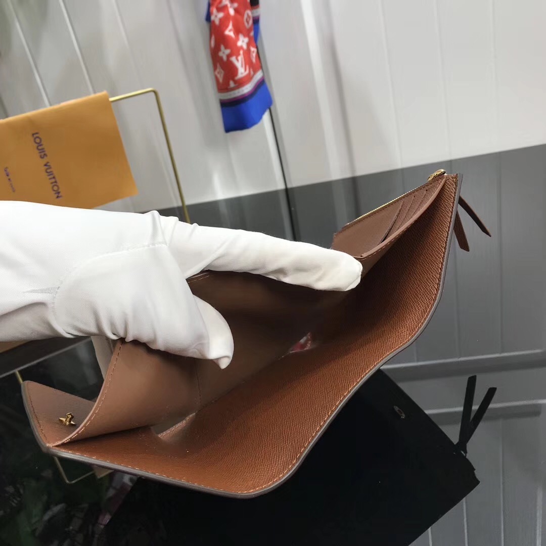 LV VICTORINE wallet M63326SD