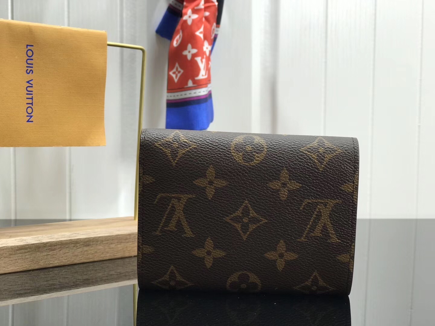 LV VICTORINE wallet M63326SD