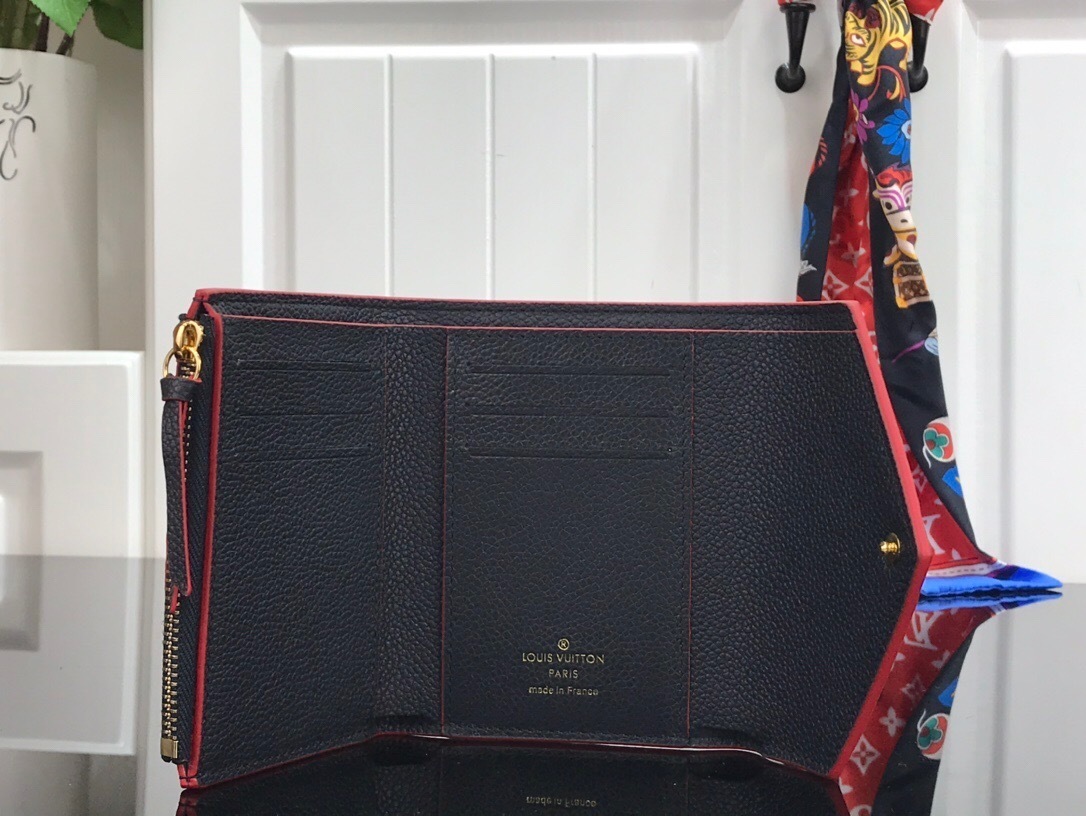 LV VICTORINE wallet M64060 