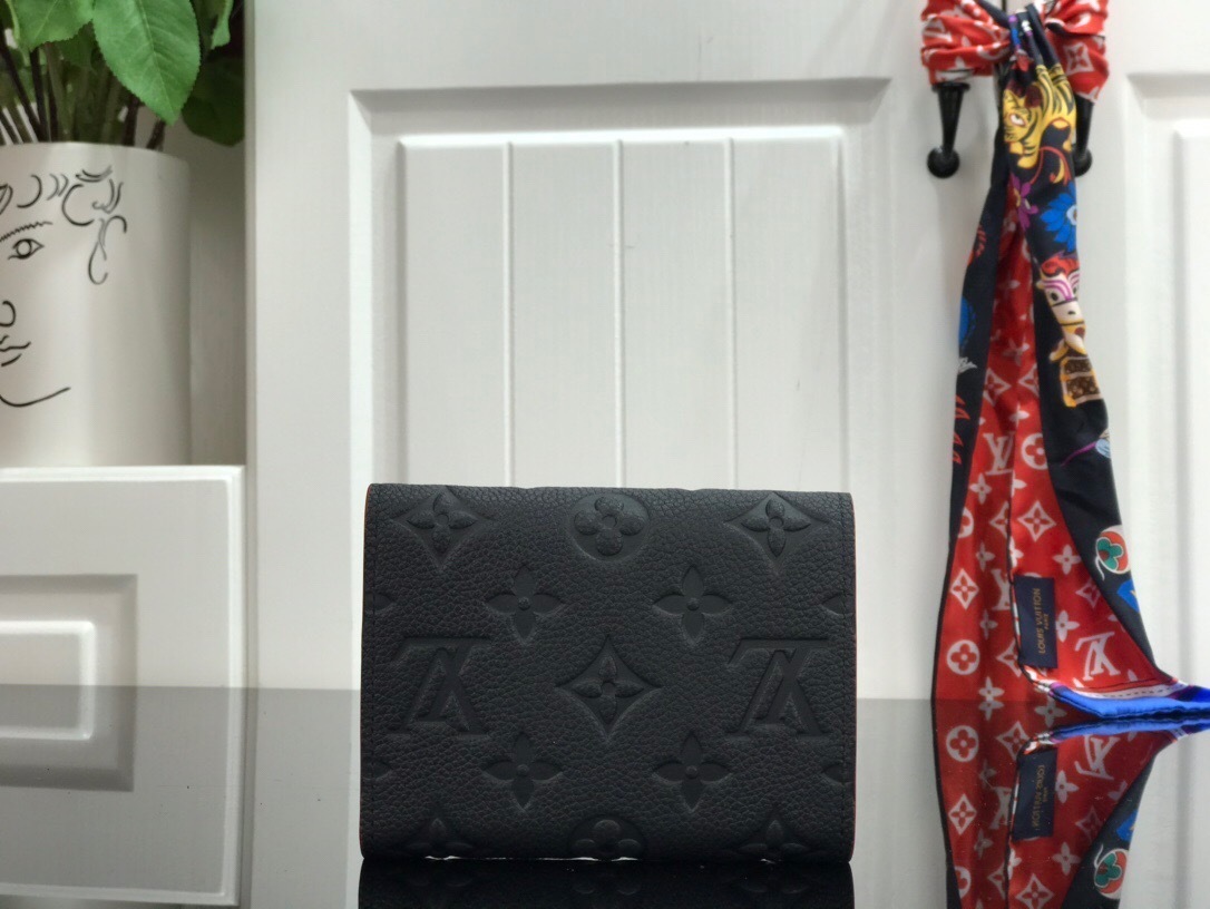 LV VICTORINE wallet M64060 
