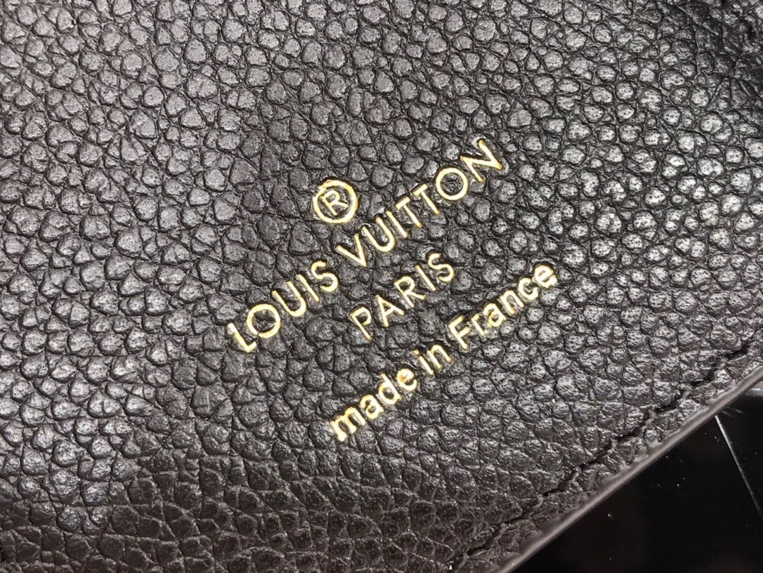 LV VICTORINE wallet M64060