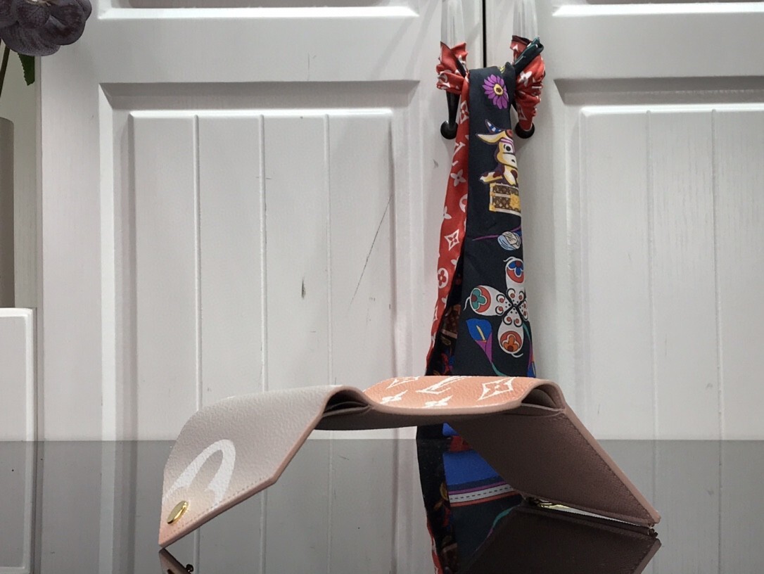 LV VICTORINE wallet M80386