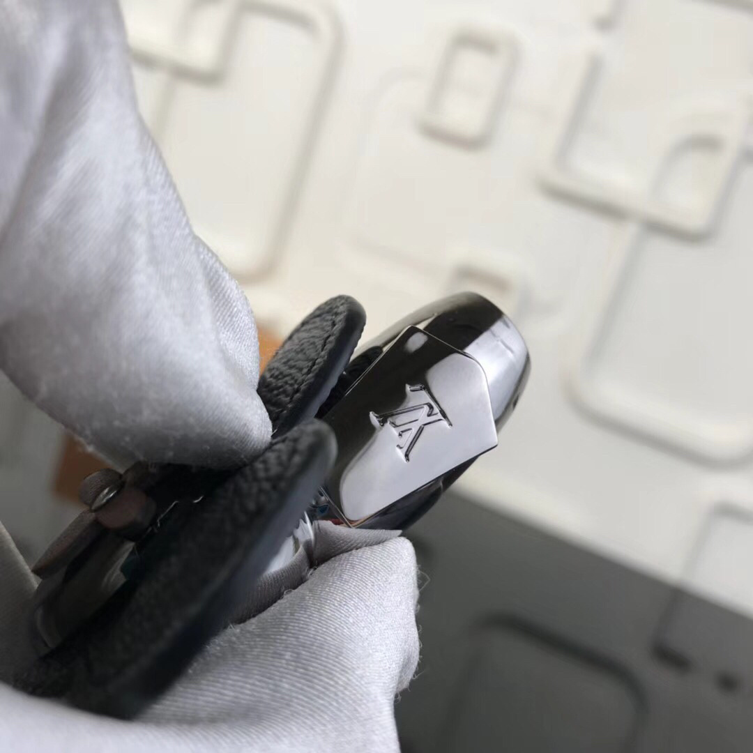 LV VIVIENNE BAG CHARM AND KEY HOLDER MP1990 