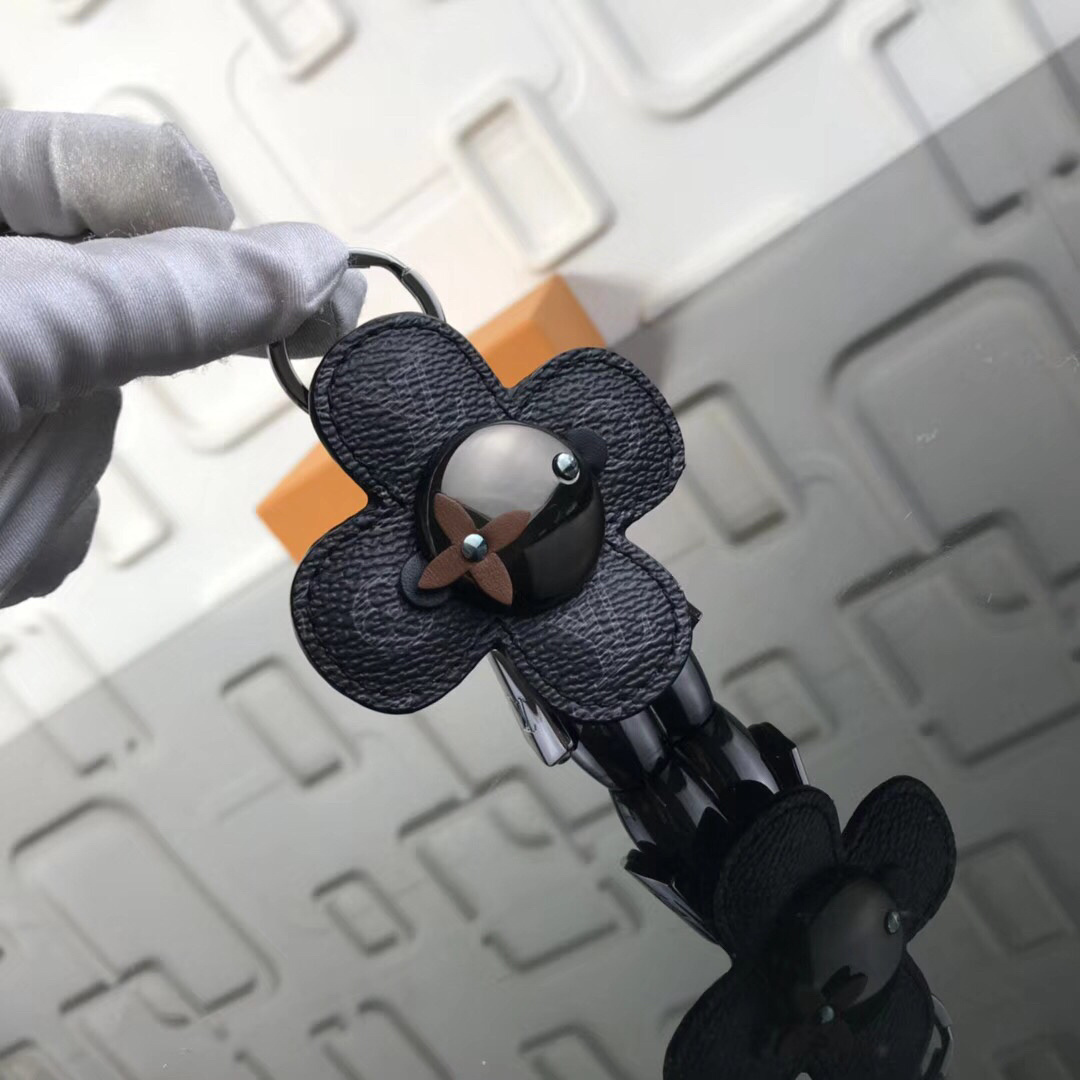 LV VIVIENNE BAG CHARM AND KEY HOLDER MP1990 