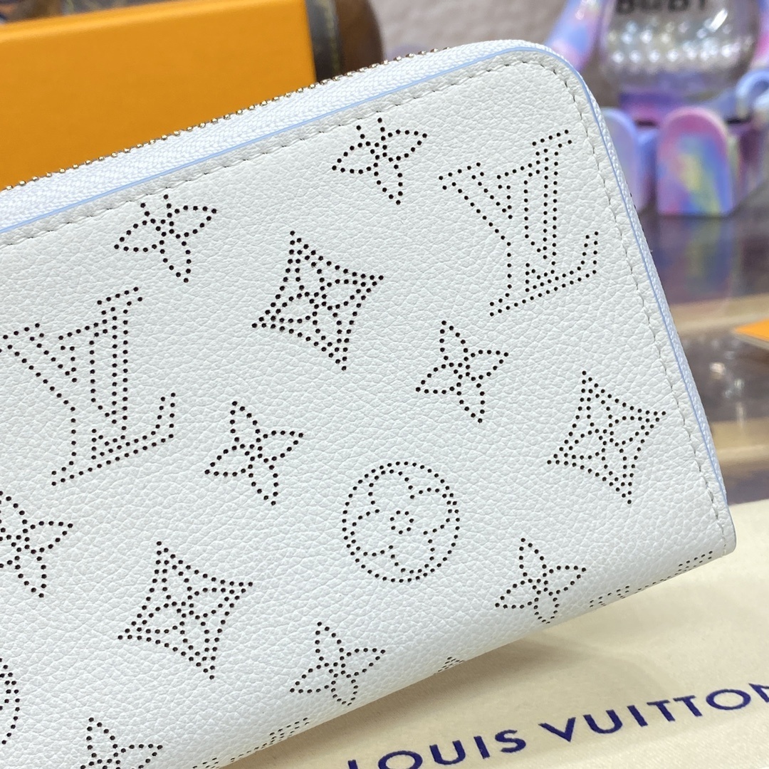 LV wallet 61869