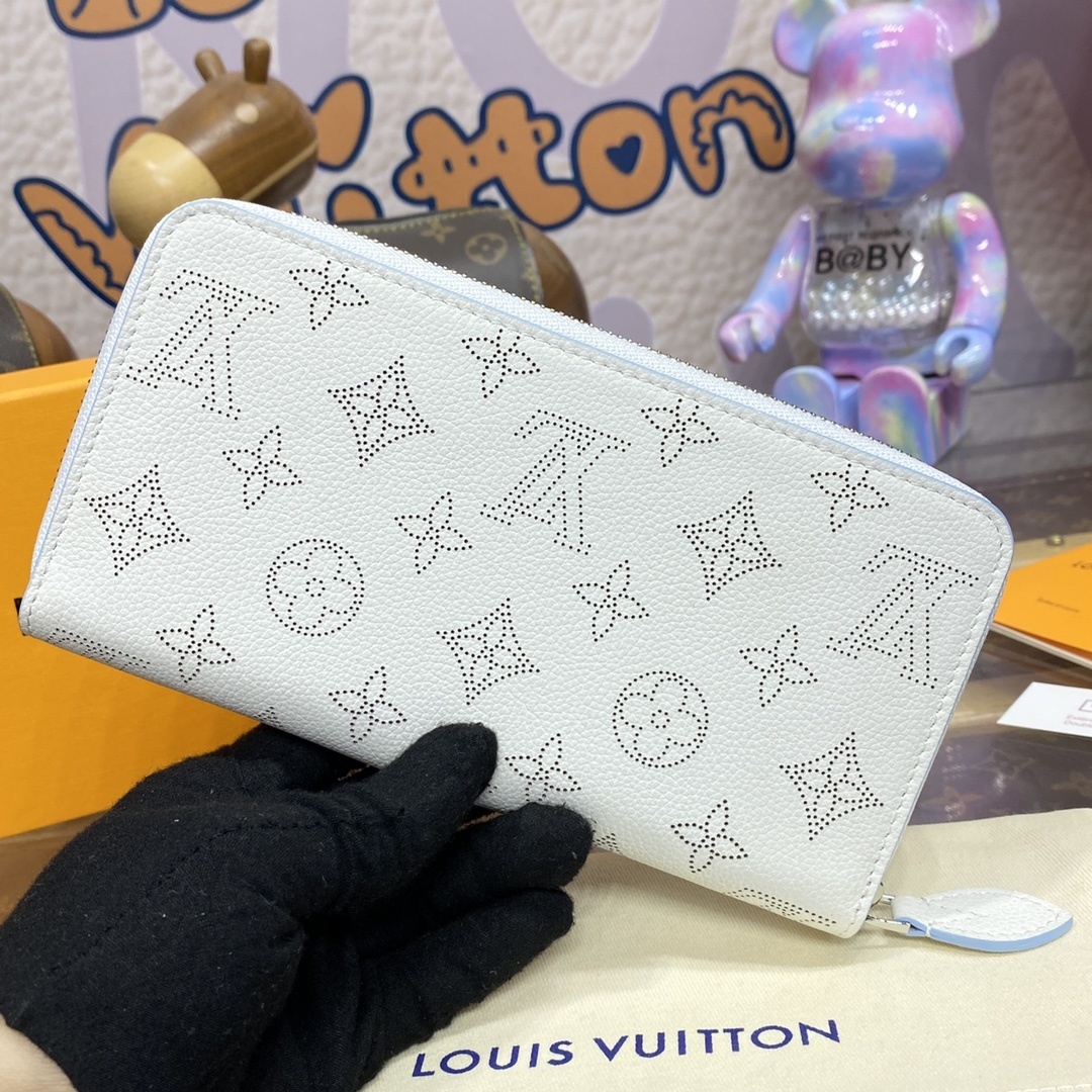 LV wallet 61869