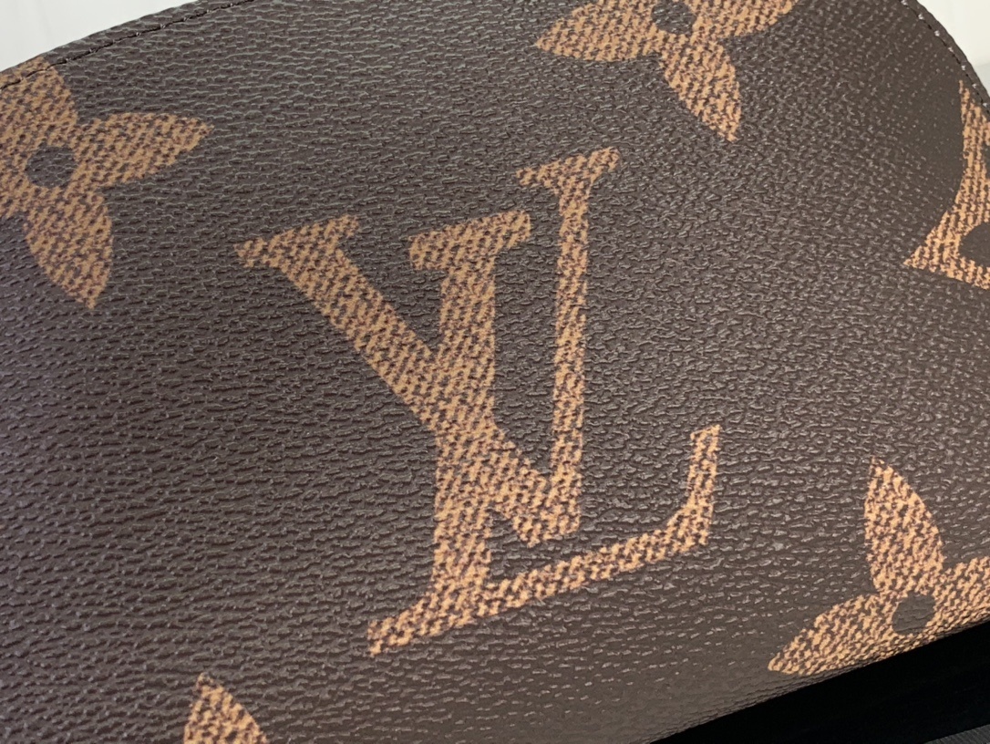 LV wallet m11249
