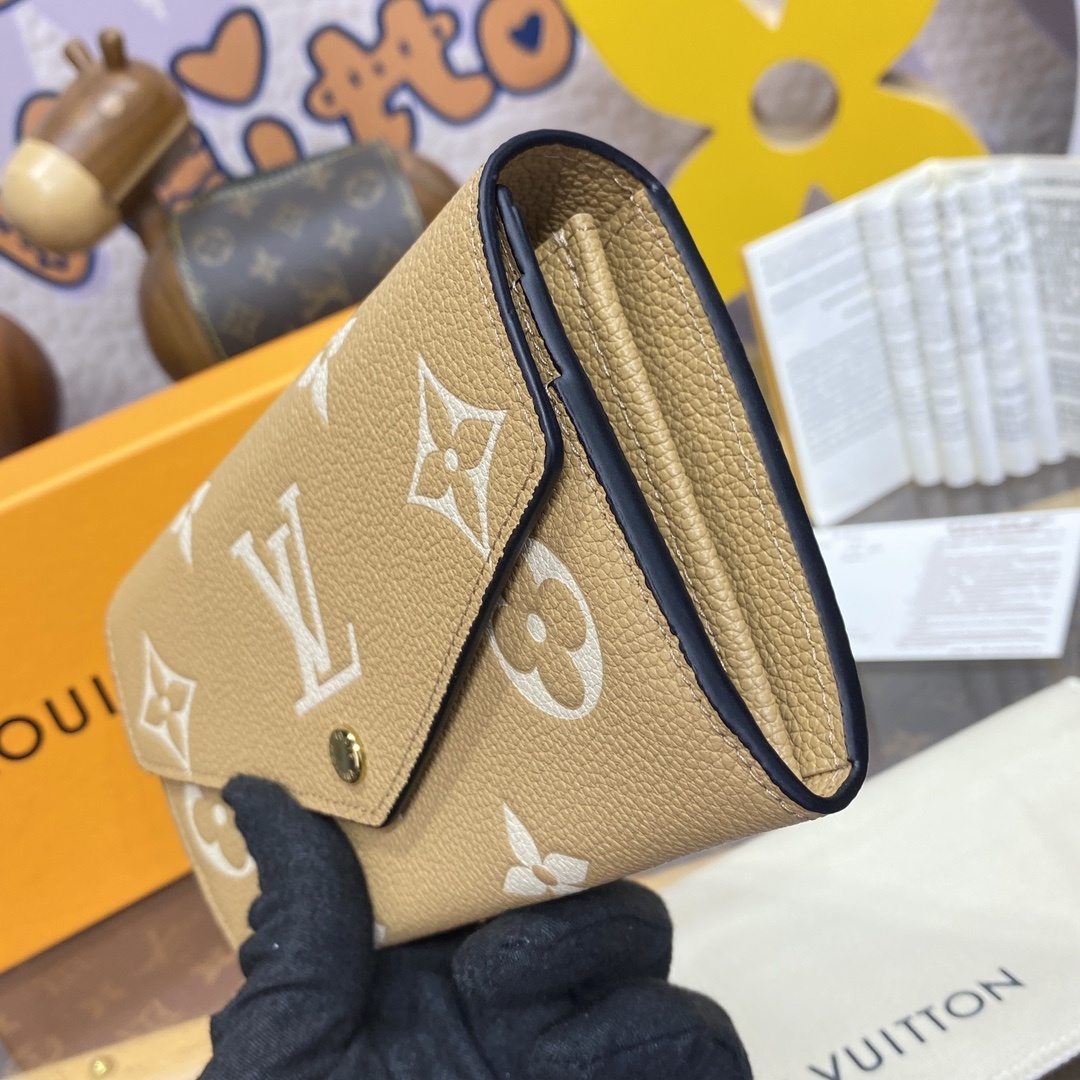 LV wallet M12757