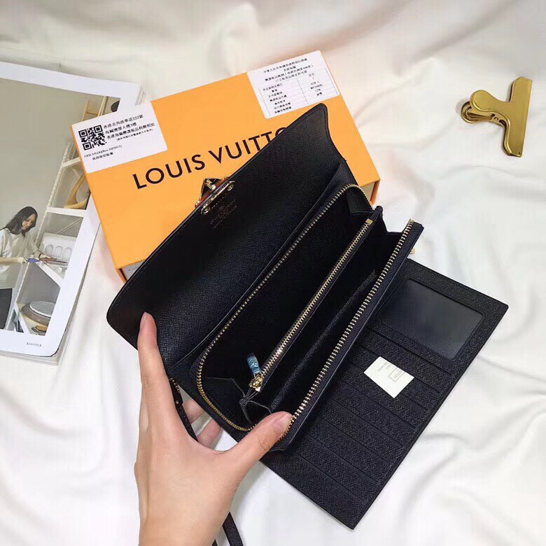 LV wallet M58102