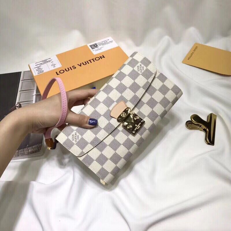 LV wallet M58102