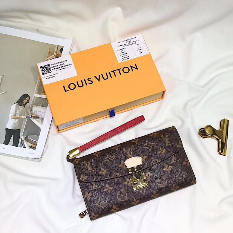 LV wallet M58102