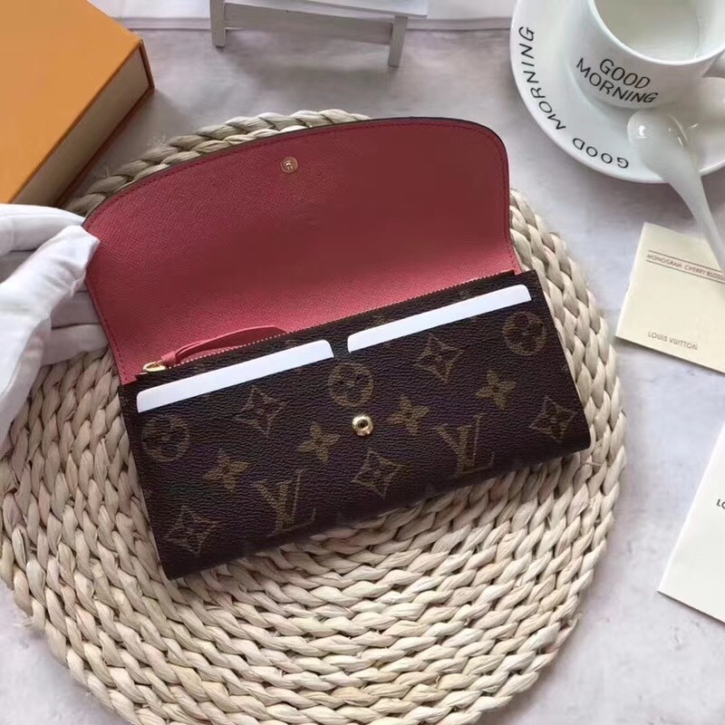 LV wallet M60136YD