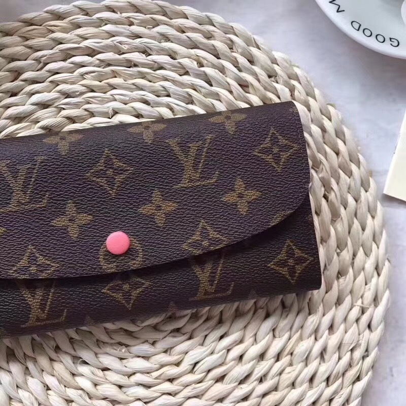 LV wallet M60136YD
