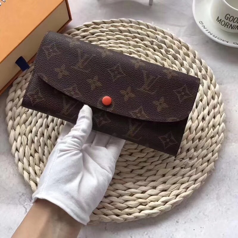 LV wallet M60136YD