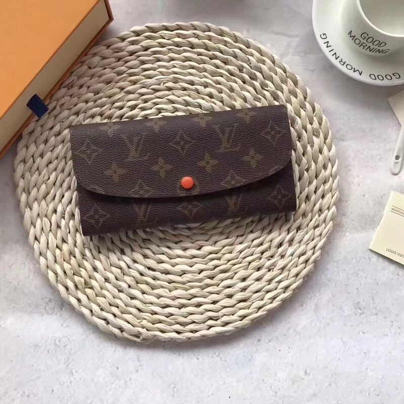 LV wallet M60136YD