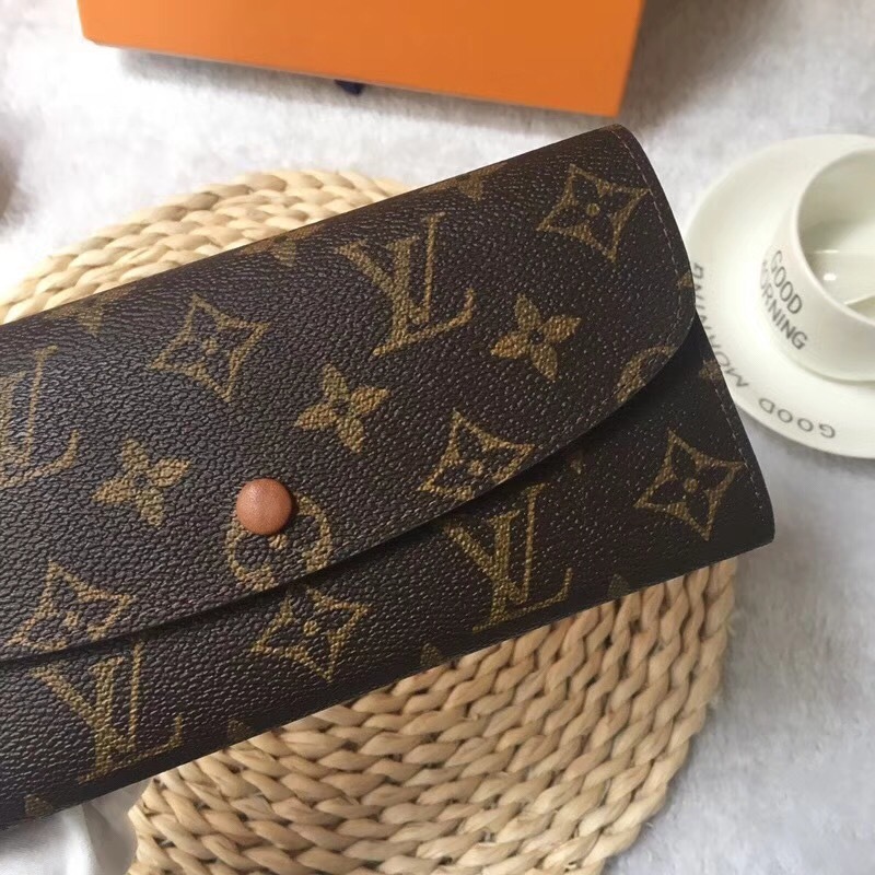 LV wallet M60136YD