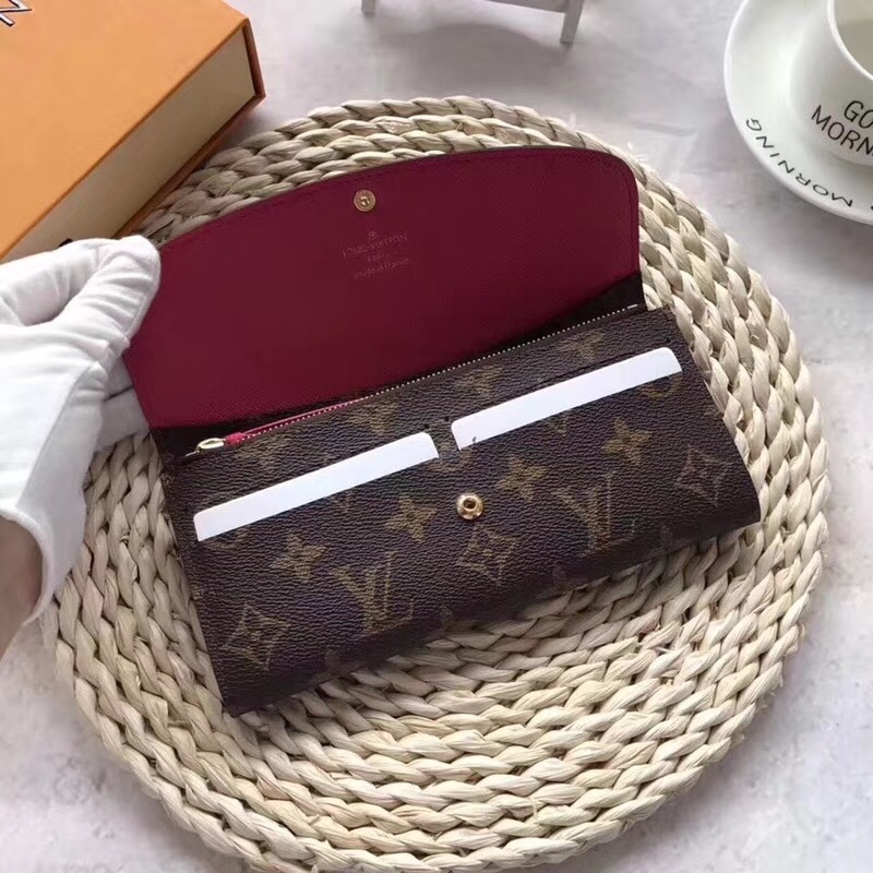 LV wallet M60136YD