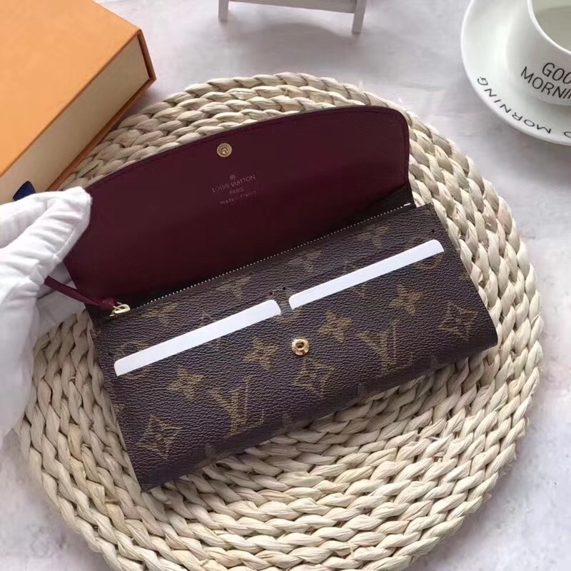 LV wallet M60136YD