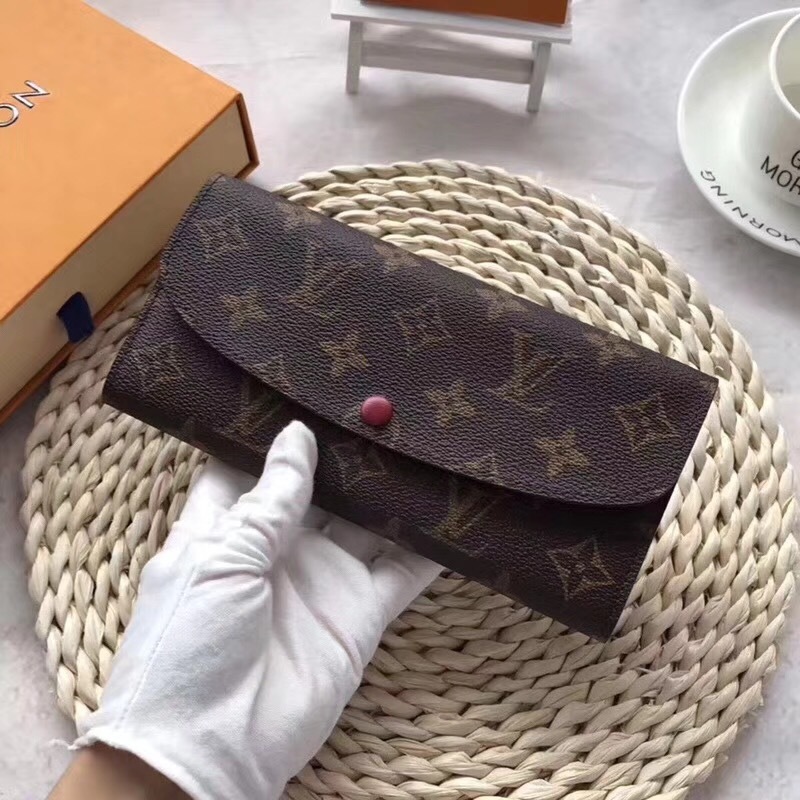 LV wallet M60136YD