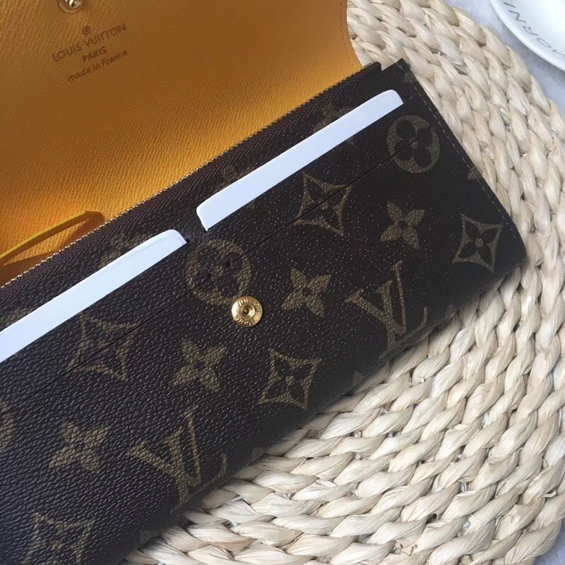 LV wallet M60136YD
