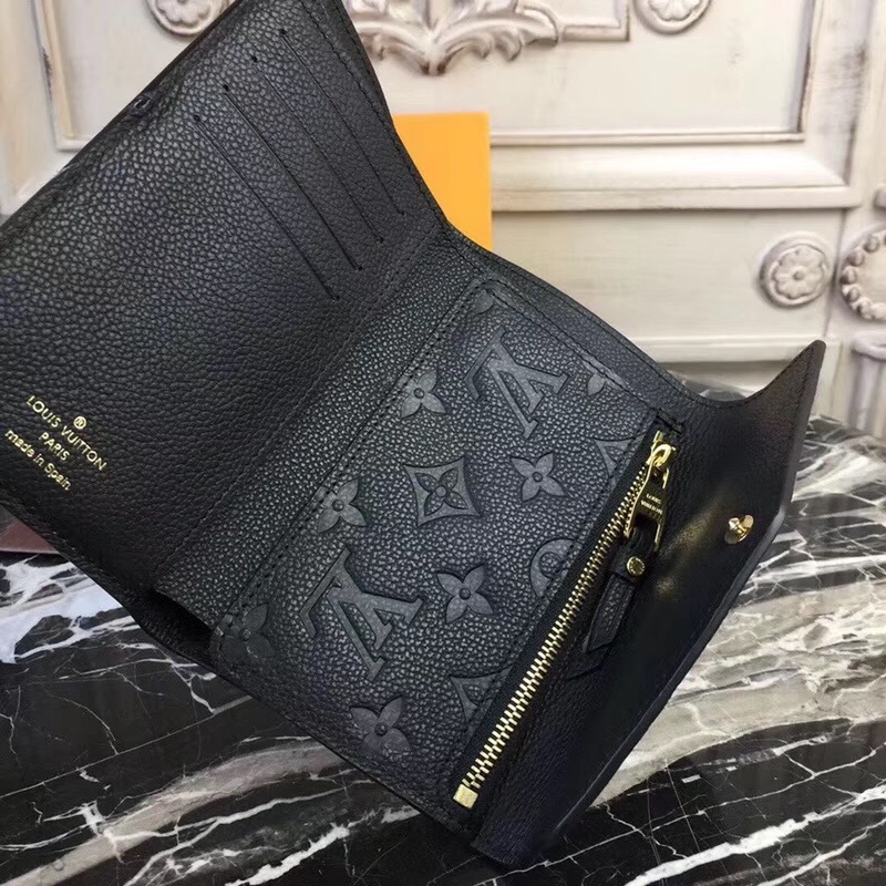 LV wallet M60568 