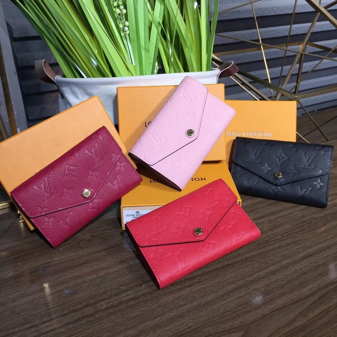 LV wallet M60568 