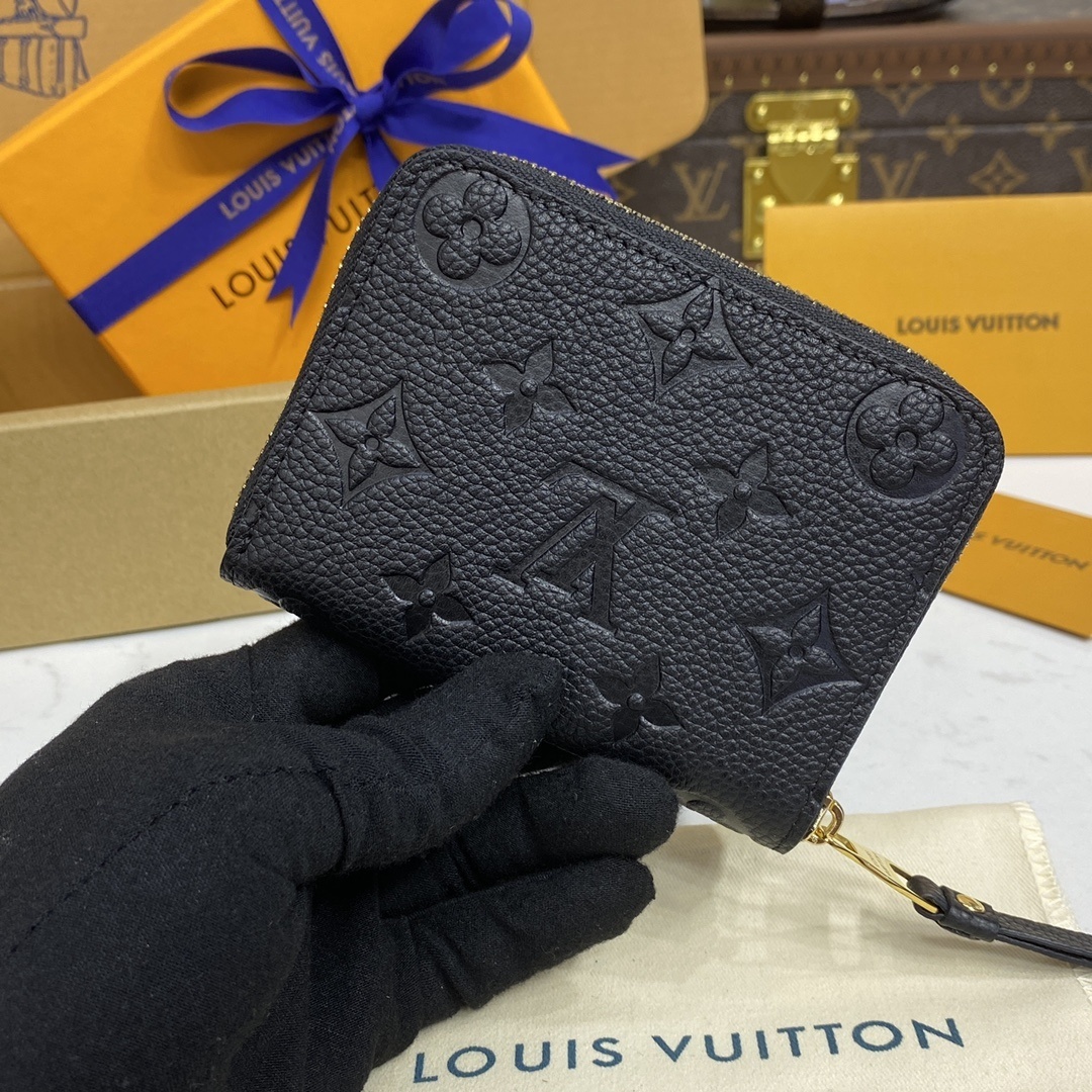 LV wallet M60574A