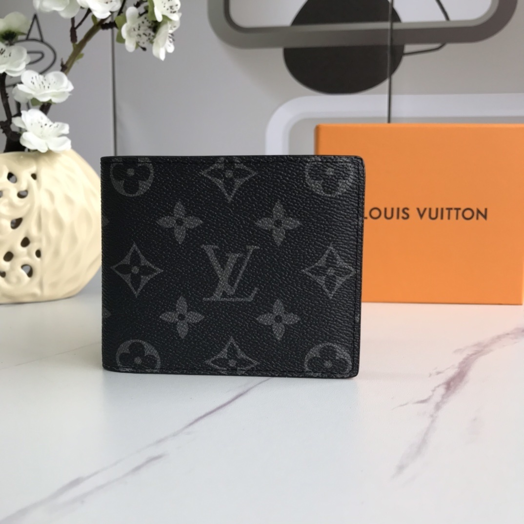 LV wallet M60930