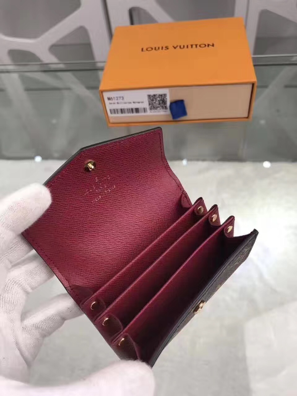 LV wallet M61273