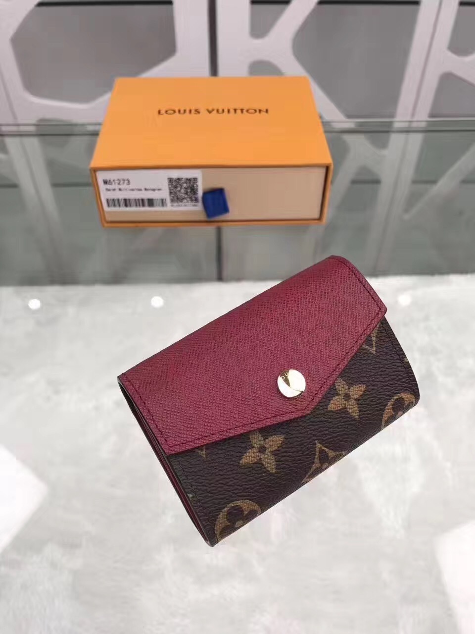 LV wallet M61273