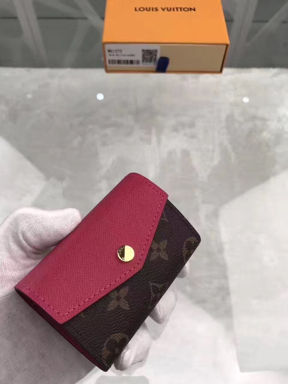 LV wallet M61273