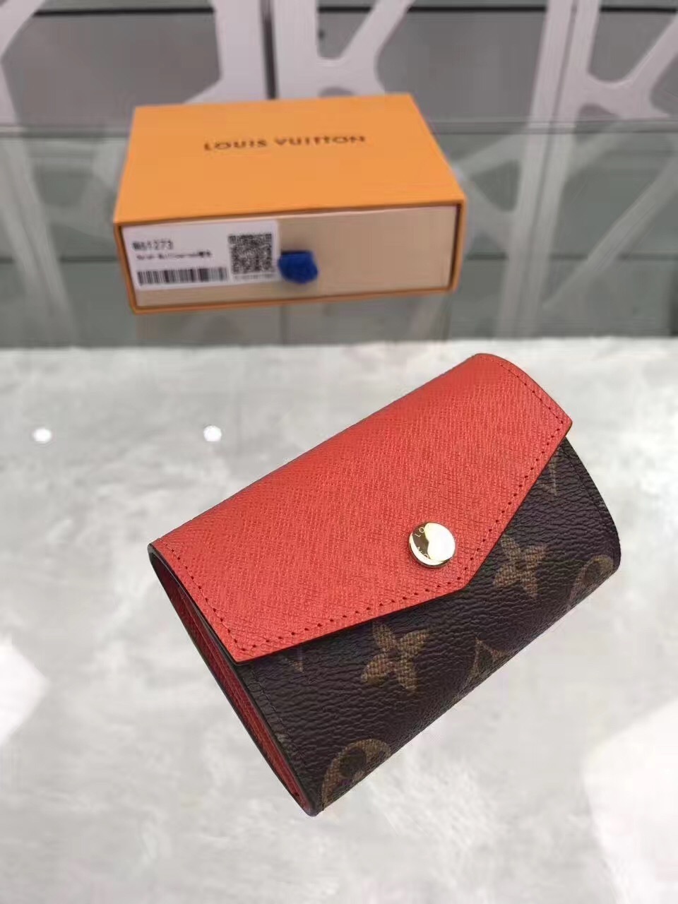 LV wallet M61273