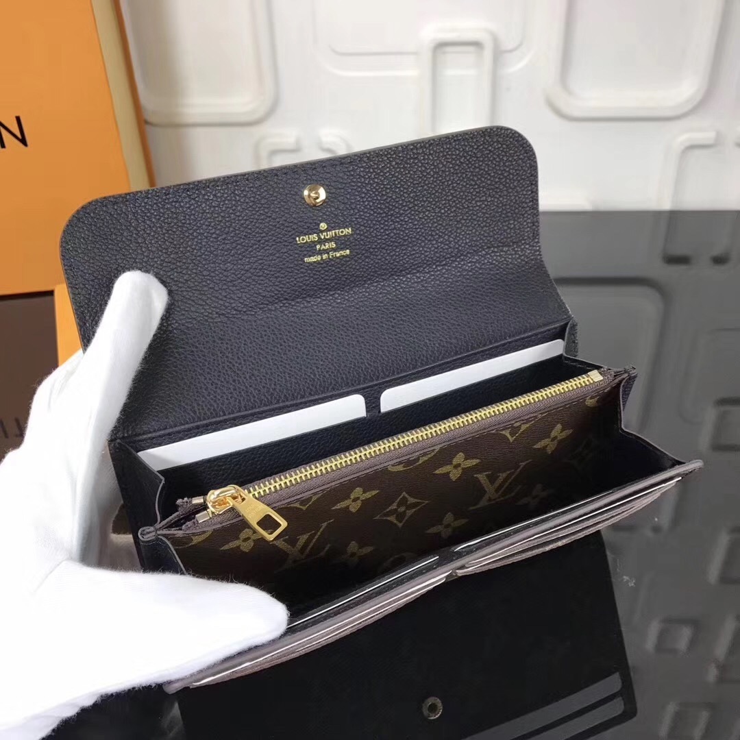 LV wallet M61835