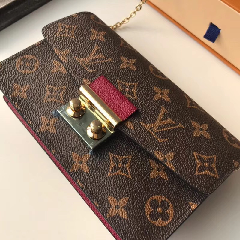 LV wallet M62020