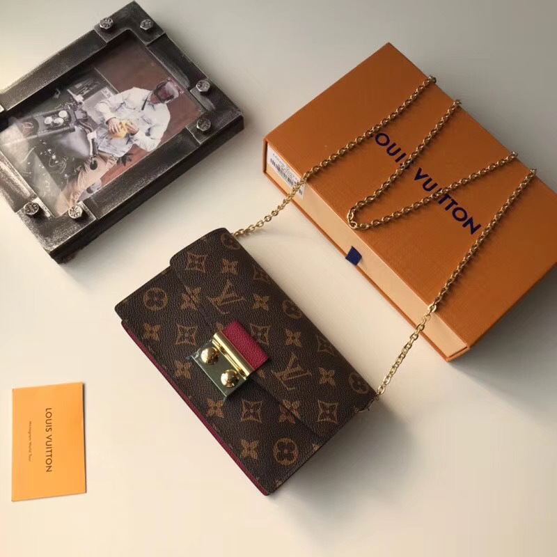 LV wallet M62020