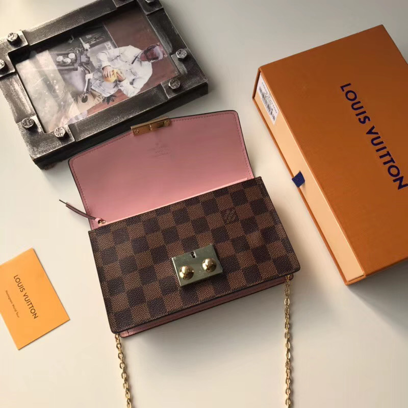 LV wallet M62020