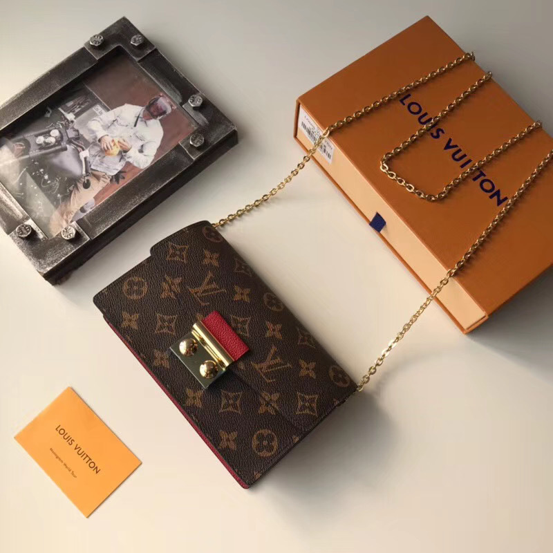 LV wallet M62020