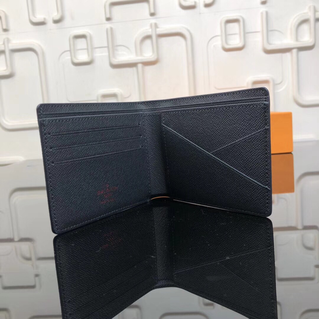 LV wallet M62891