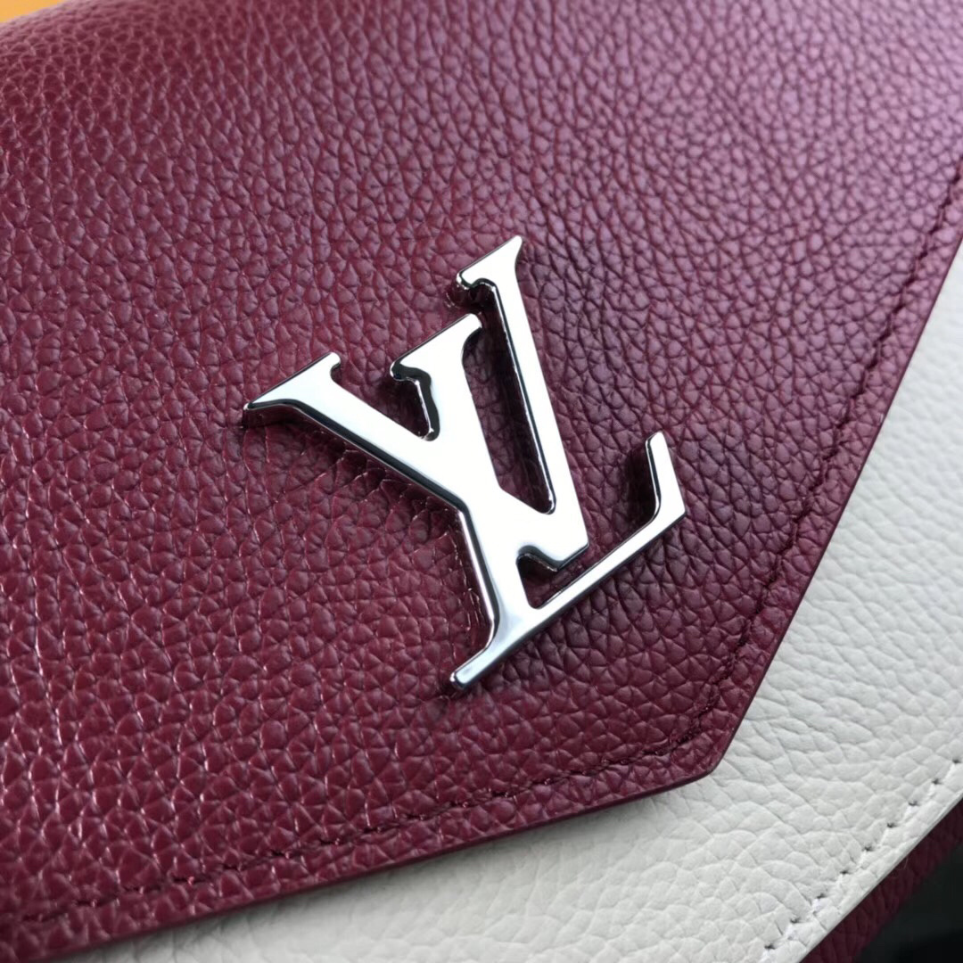 LV wallet M63810