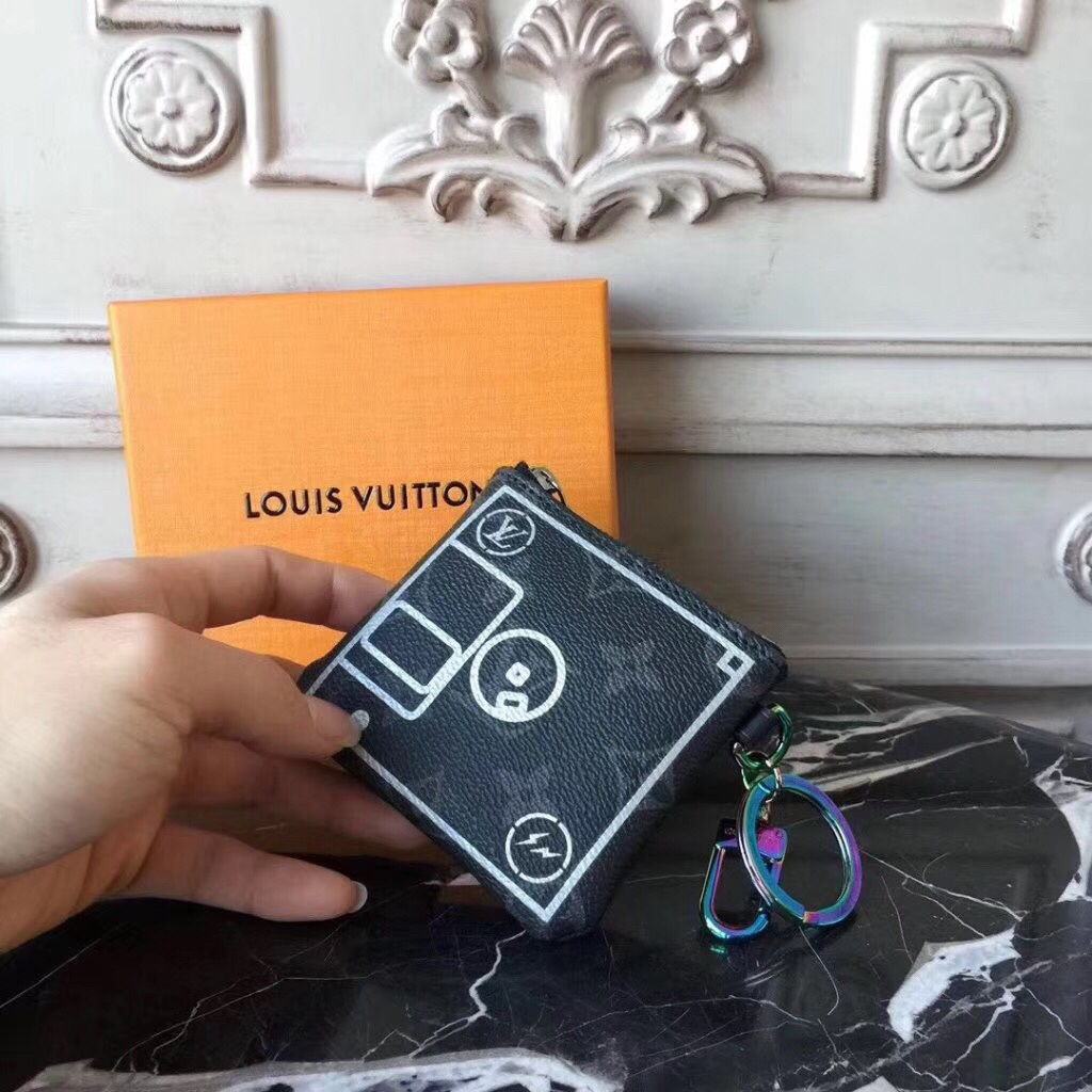 LV wallet M64432HY