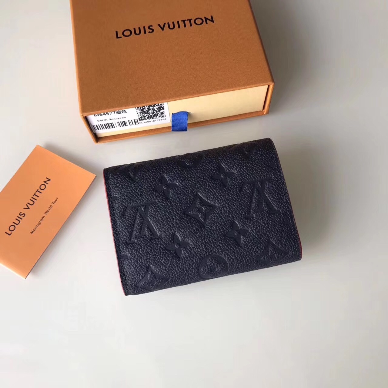 LV wallet M64577