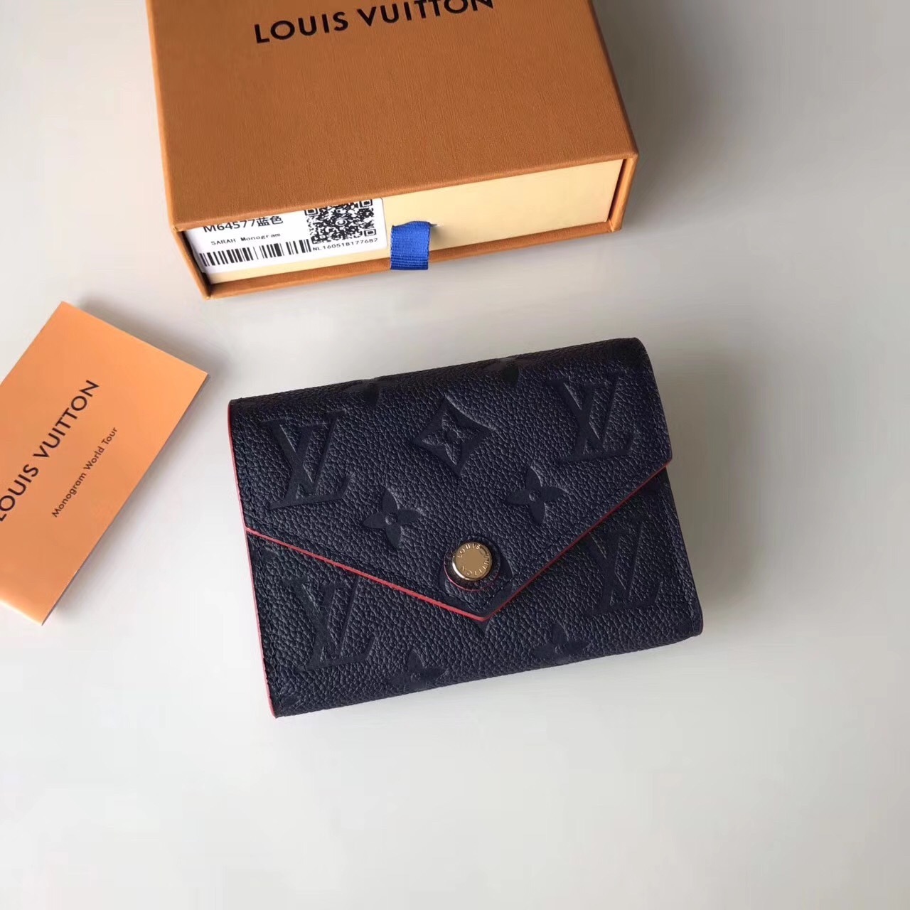 LV wallet M64577