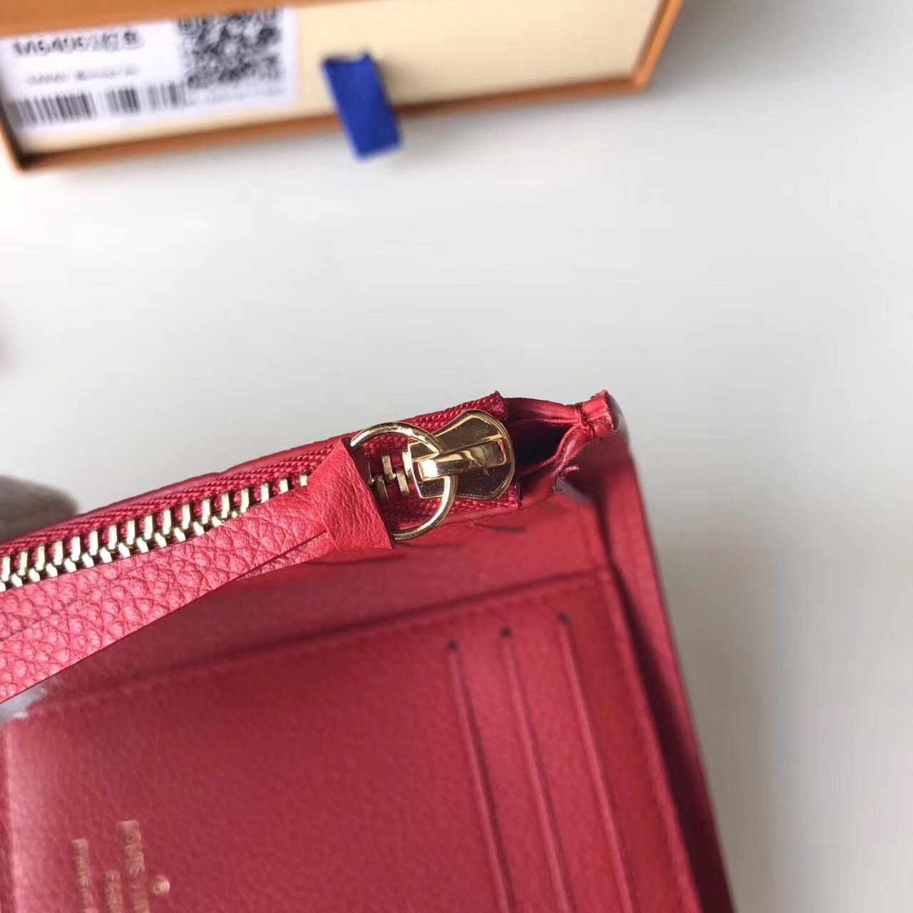 LV wallet M64577