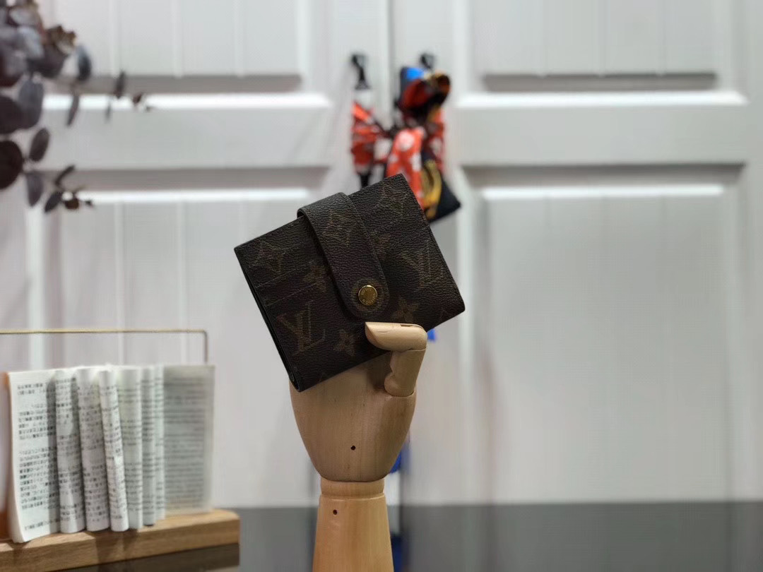 LV wallet M66533