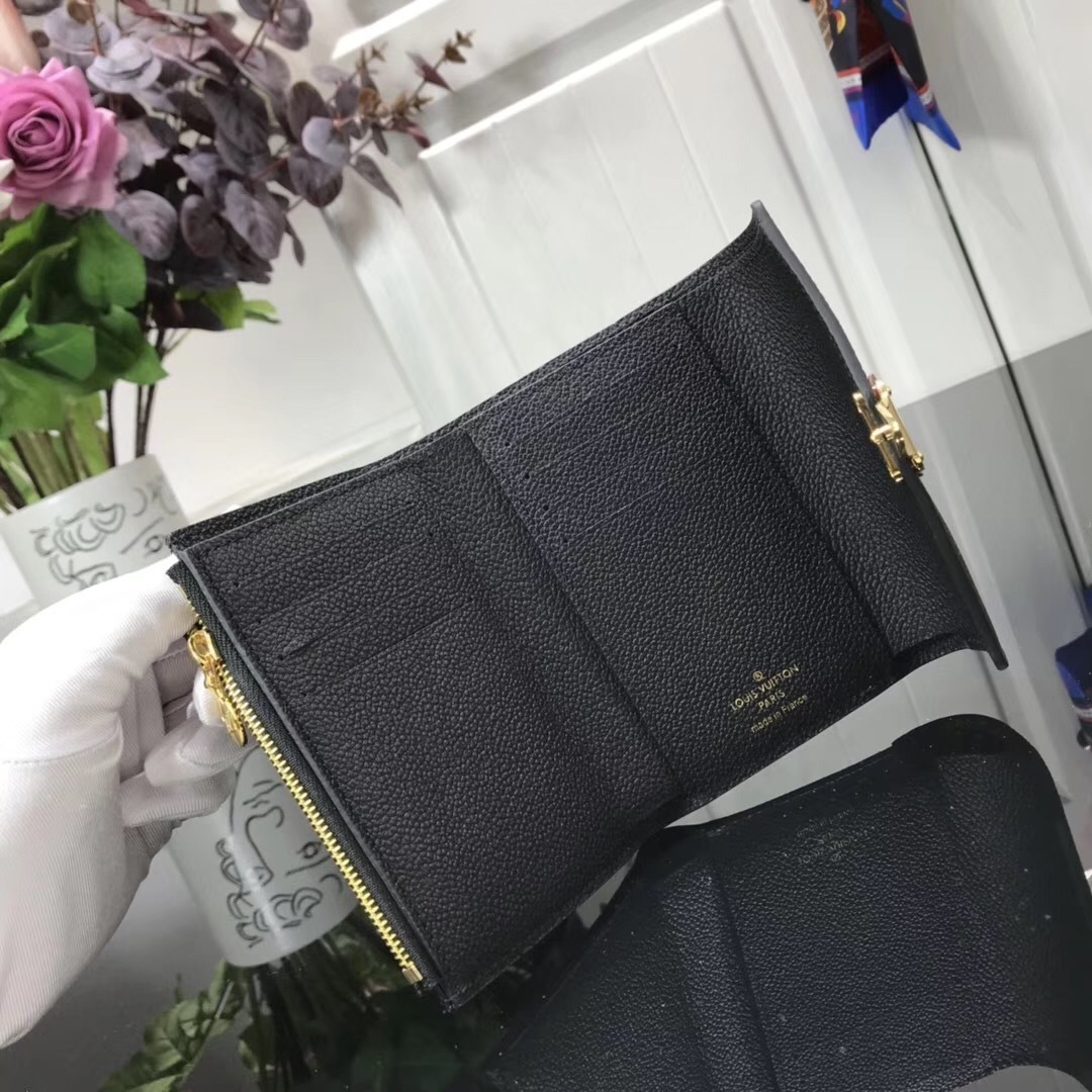LV wallet M67478 