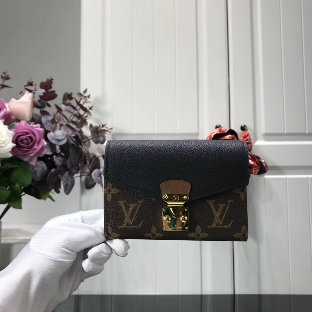 LV wallet M67478 