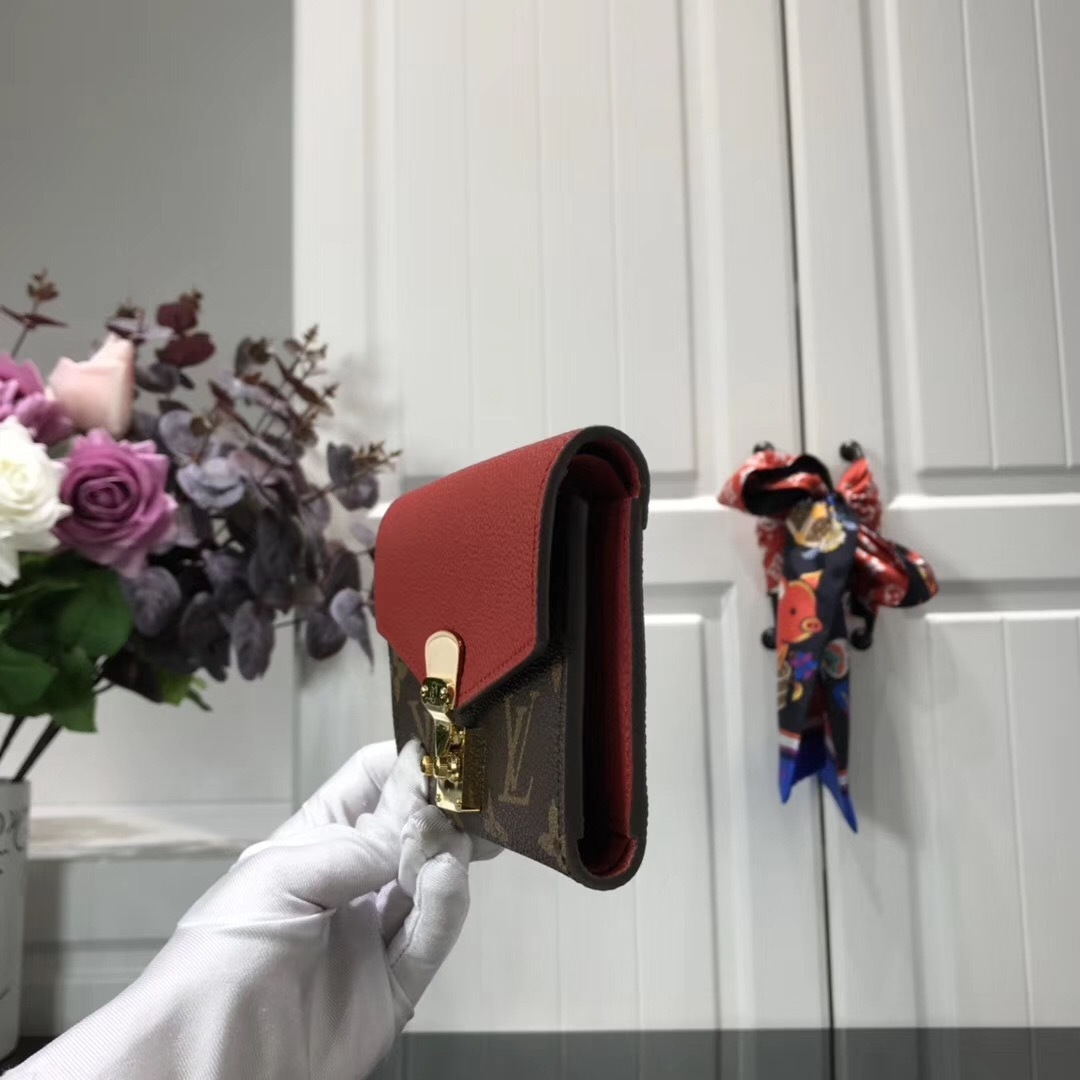 LV wallet M67478 