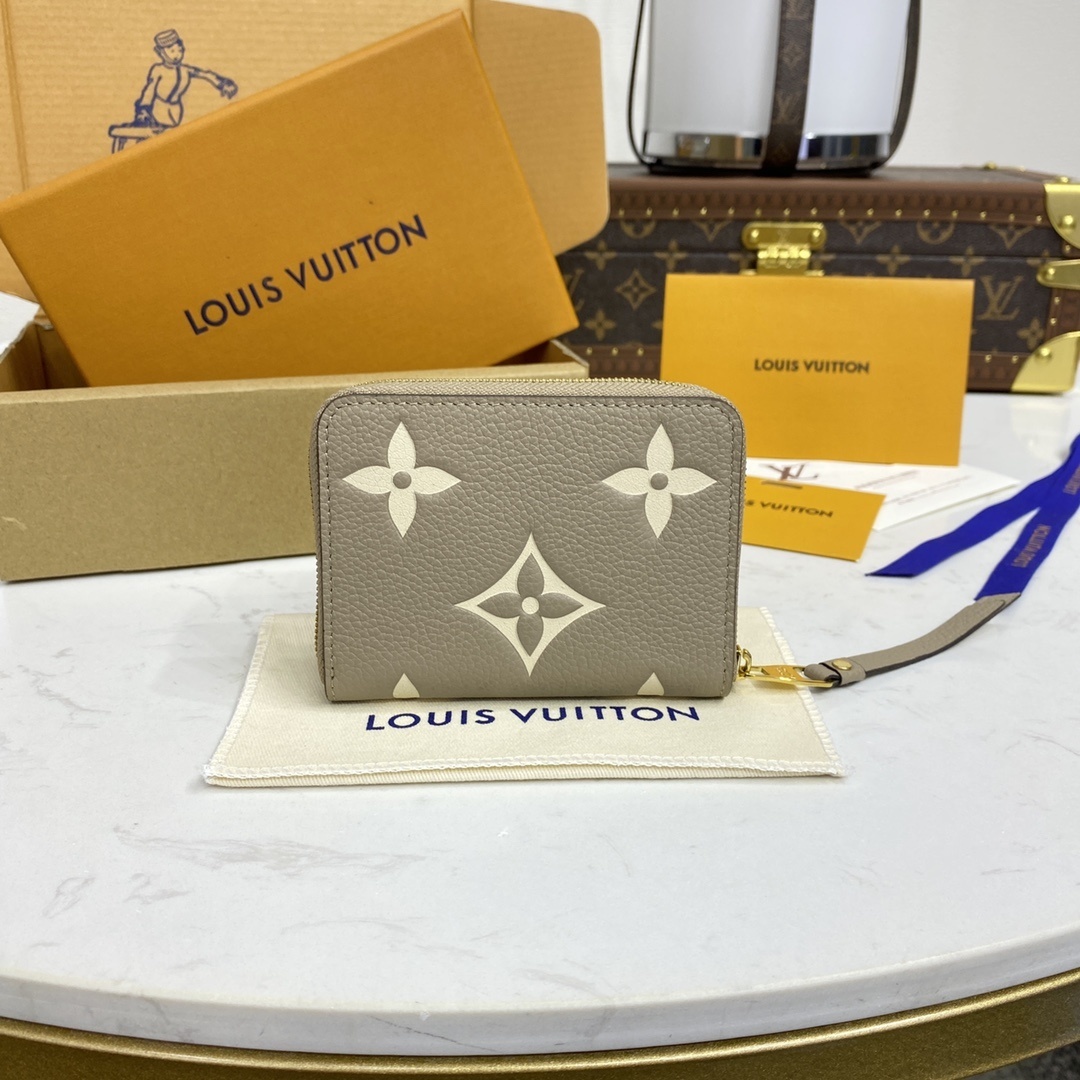 LV wallet M69787